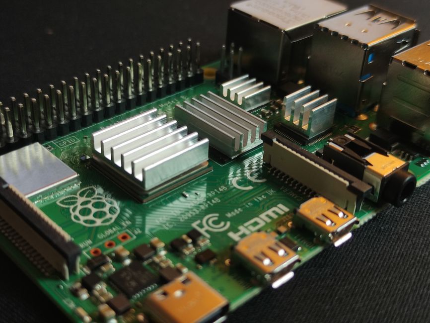 raspberry pi pico microcontroller